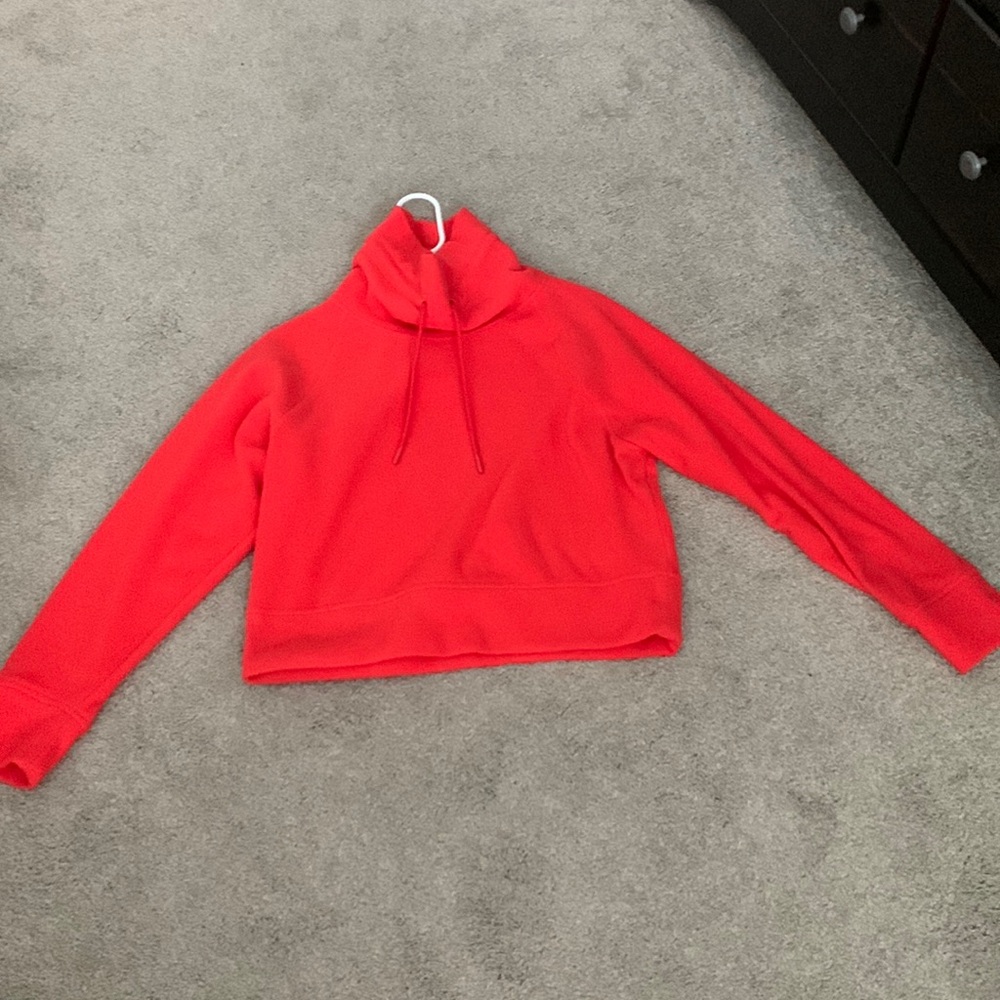 Cropped Old Navy  sweashirt